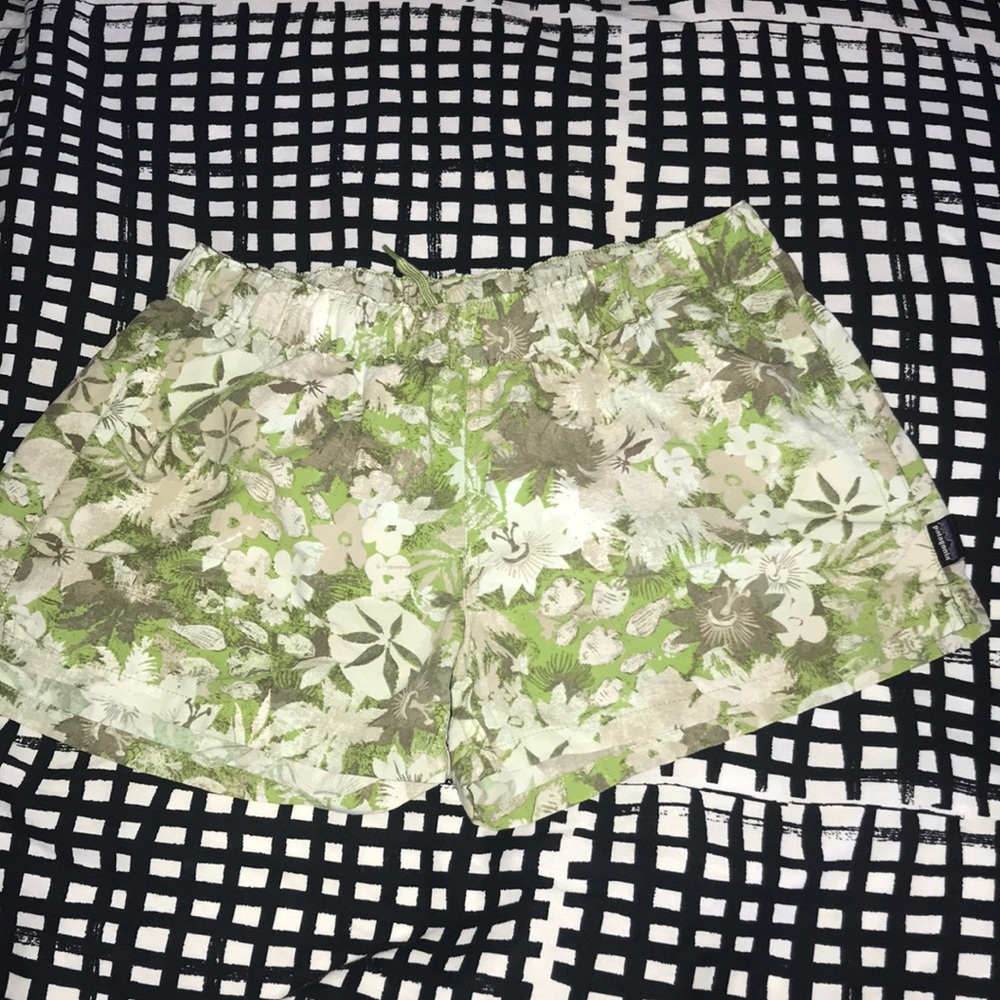 Patagonia barely baggie shorts